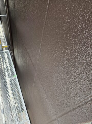 「ALC外壁にフッ素REVO塗料で仕上げた外壁塗装完了後の状態（高耐久塗装）」